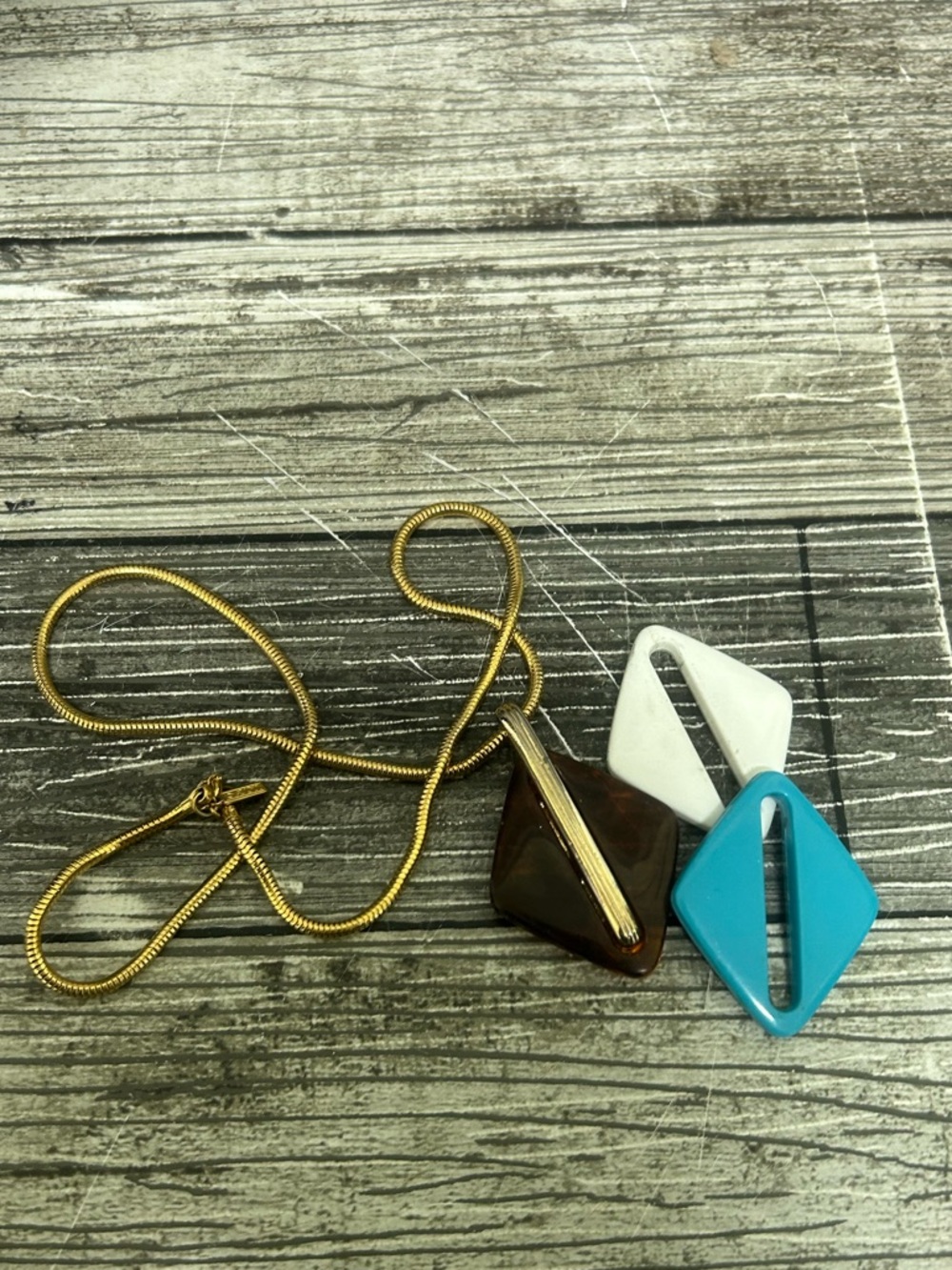 Vtg AVON Interchangeable Geometric Pendant Necklace | Gold Tone | 24" Chain - Picture 3 of 5
